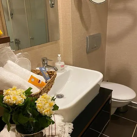 Apartment Atasehir Flora Suits