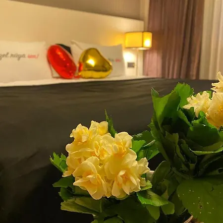 Atasehir Flora Suits * Istanbul